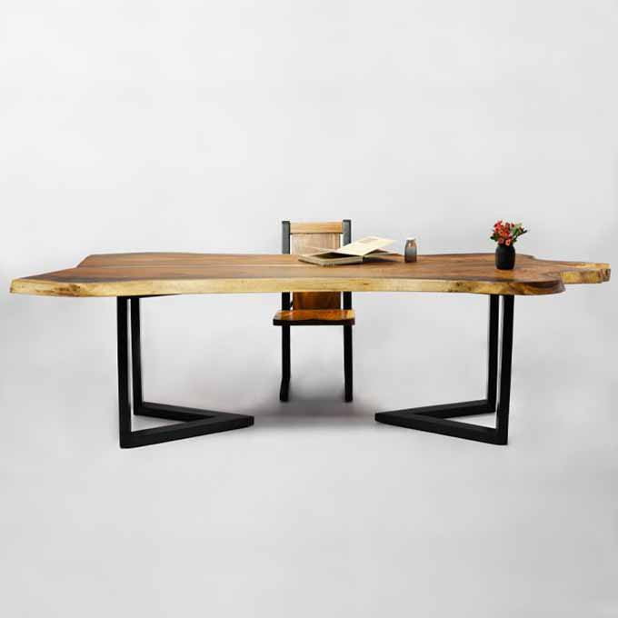 Yin Yang Table