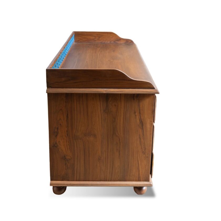 Traditional Chest Of Drawers - Image 2