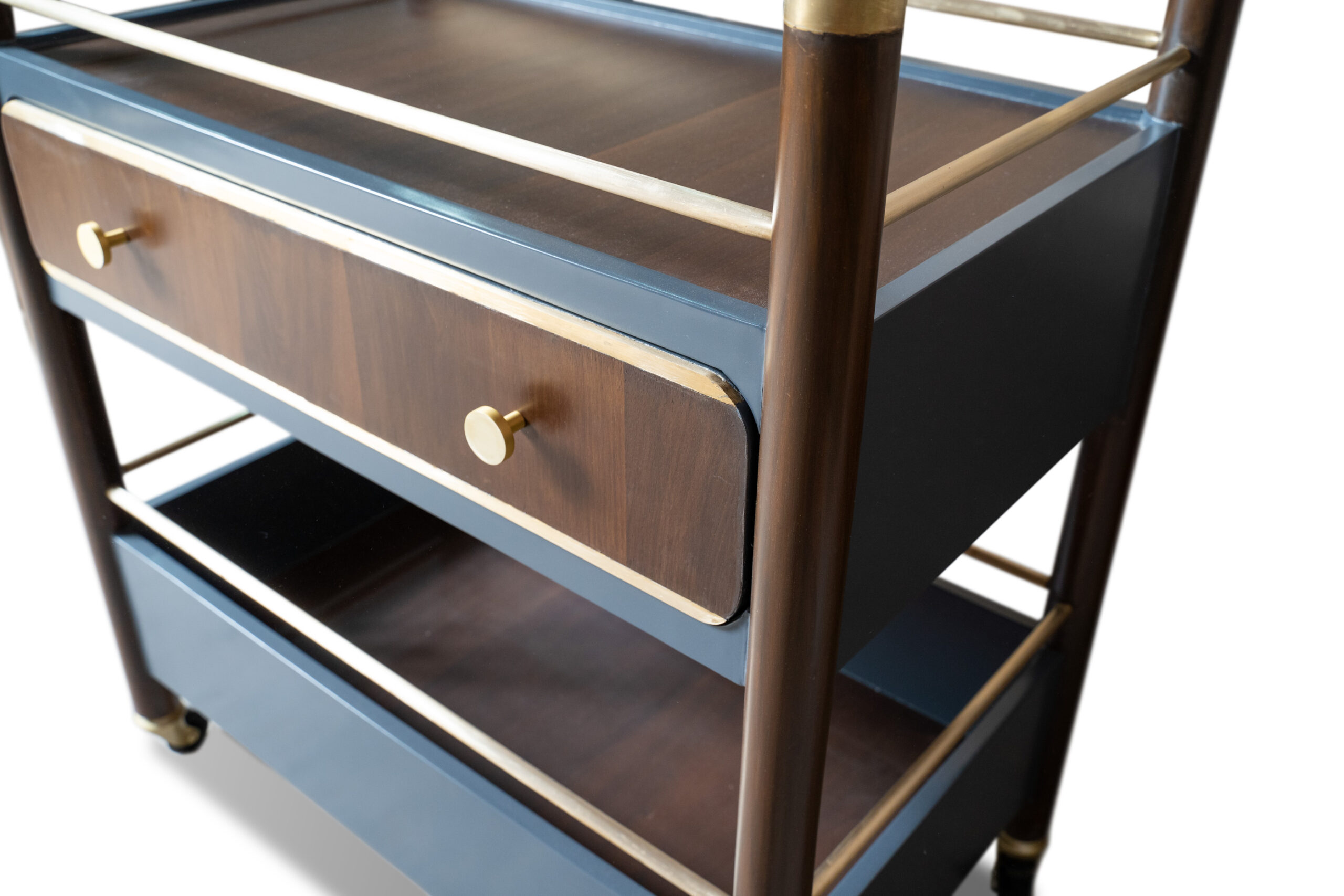 Bluish Service – Trolley 6 Bluish Service – Trolley - Image 6