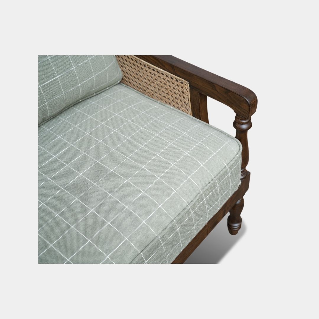 Classical Comfort Arm Chair - Image 4