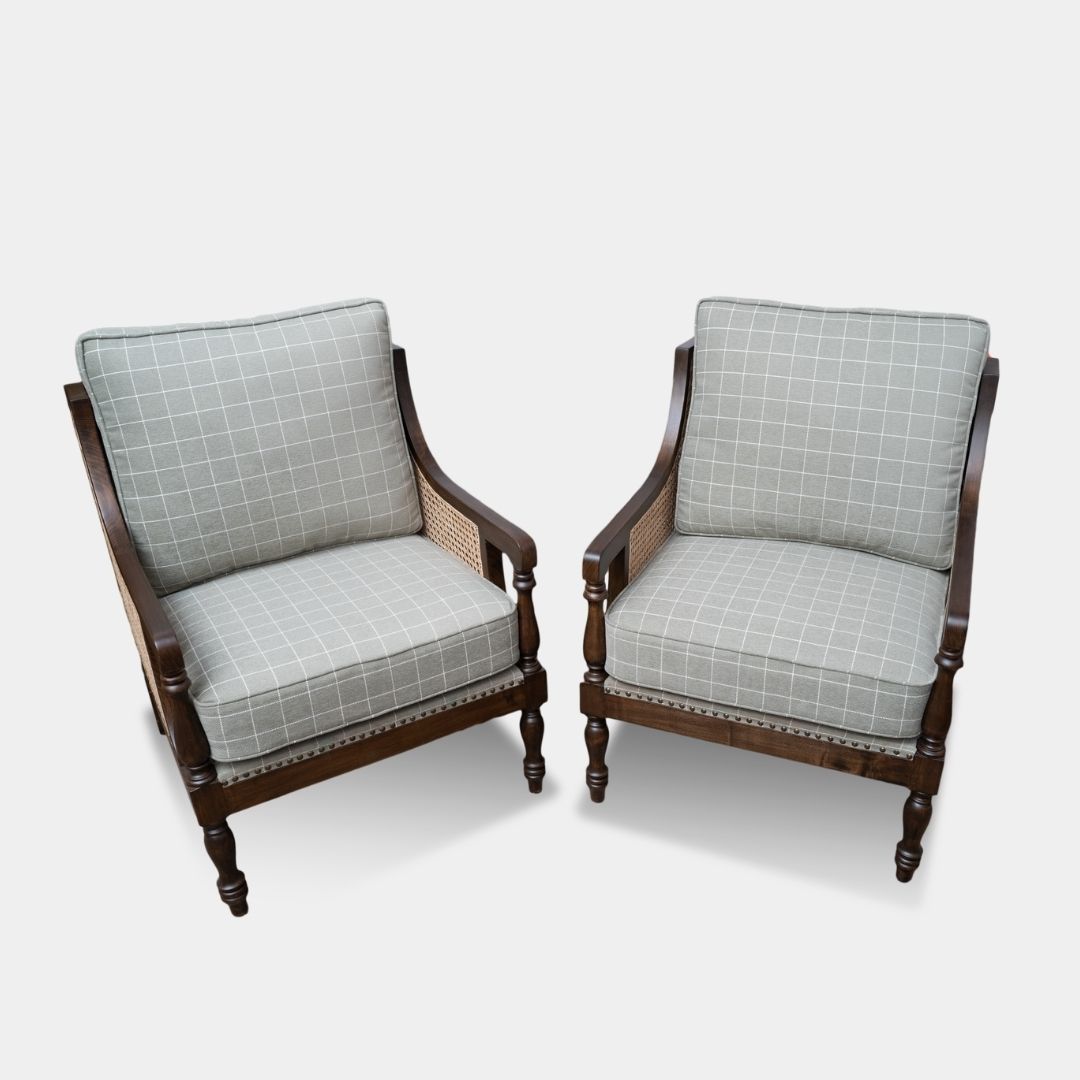 Classical Comfort Arm Chair